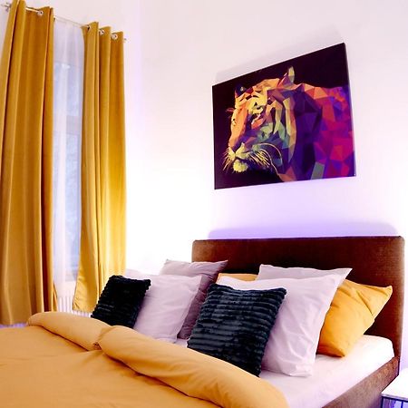 Dolce Vita Supremier Apartment บูดาเปสต์ ภายนอก รูปภาพ